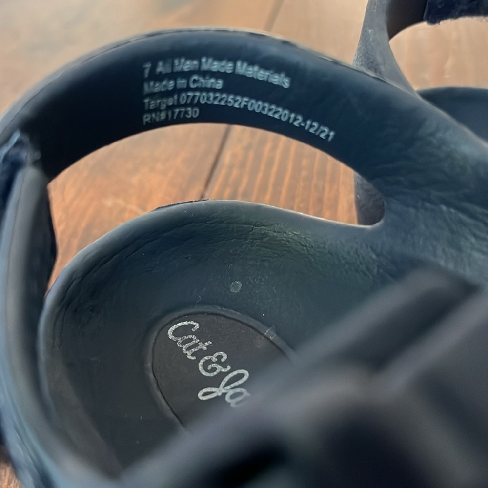 Cat & Jack Sandals - Picture 3 of 3